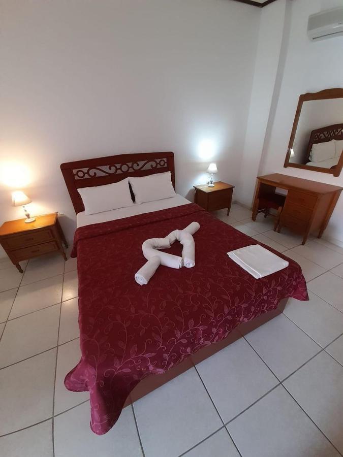 Zaneta Hotel & Apartments Neo Klima Extérieur photo