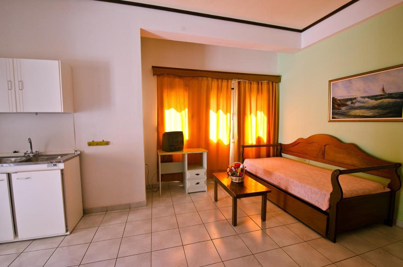 Zaneta Hotel & Apartments Neo Klima Extérieur photo
