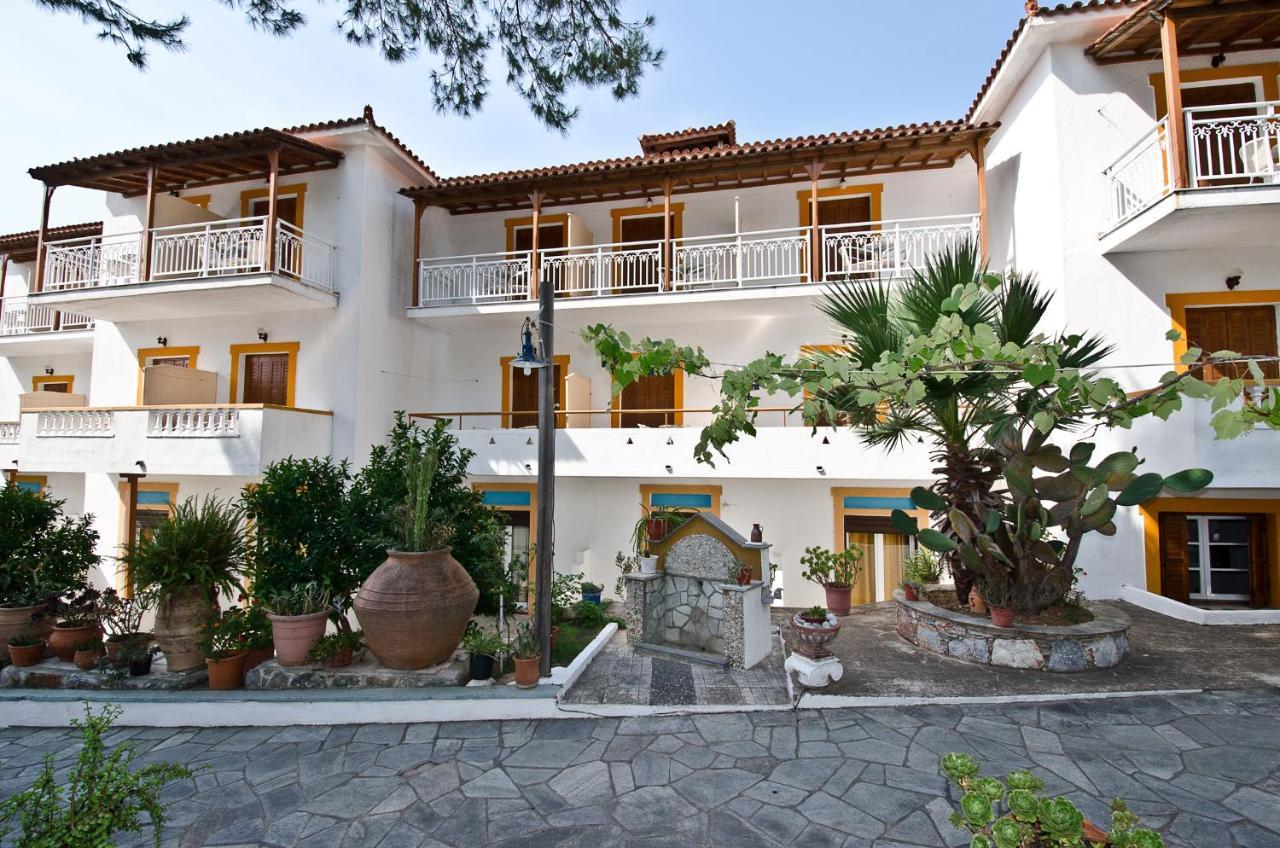 Zaneta Hotel & Apartments Neo Klima Extérieur photo