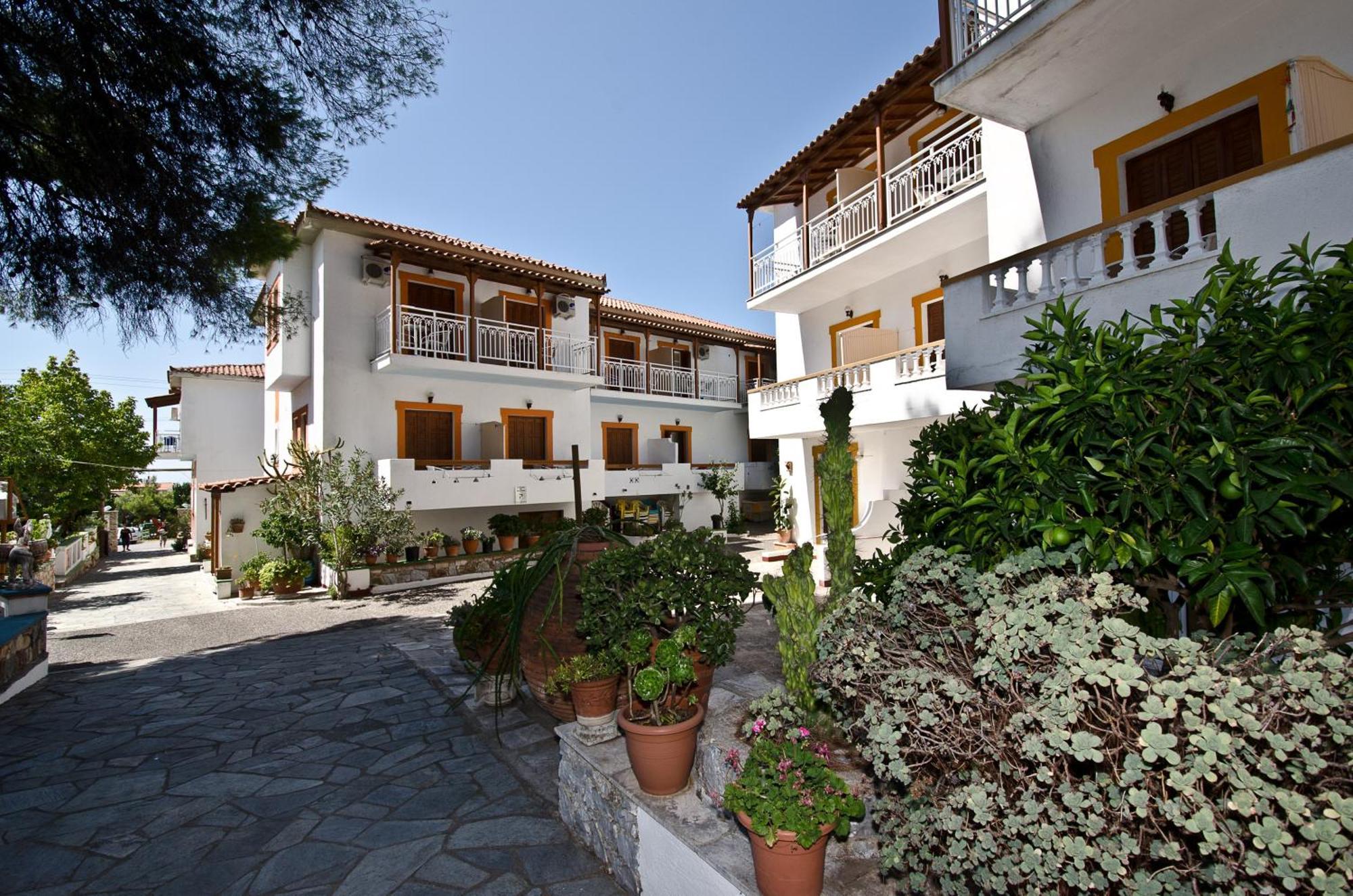 Zaneta Hotel & Apartments Neo Klima Extérieur photo